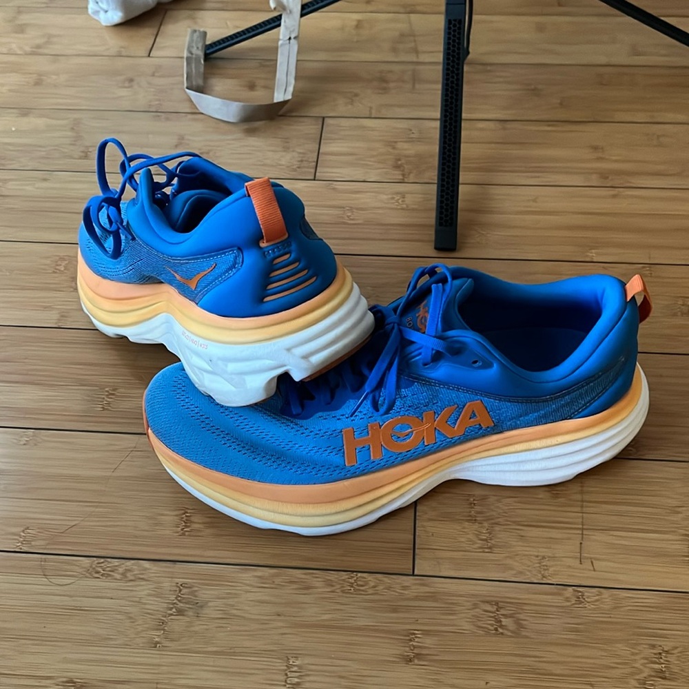 Hoka Bondi 8